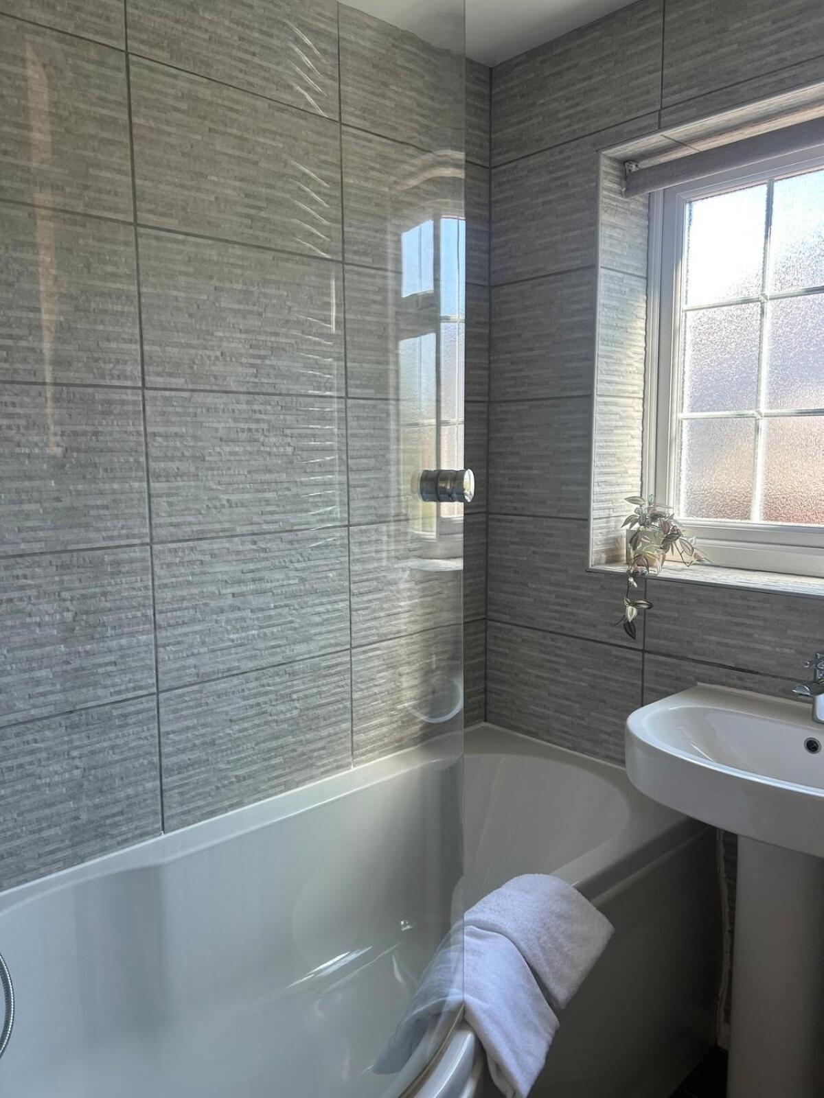 The Canal House Summer Getaway Centre Bay With Parking